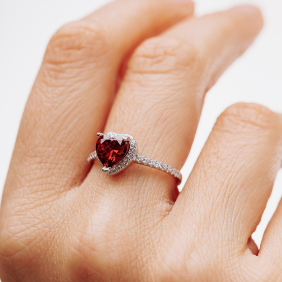 Срібна каблучка "Серце" - 2 Срібна каблучка "Серце" - 2