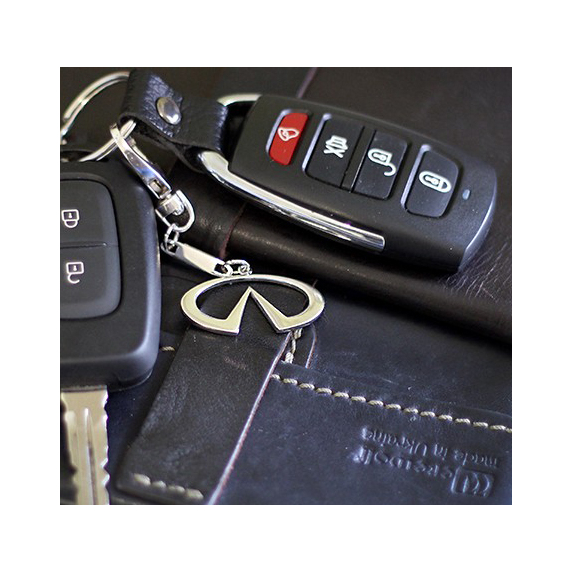 Срібний брелок "Інфіниті" - 2 Срібний брелок "Інфіниті" - 2