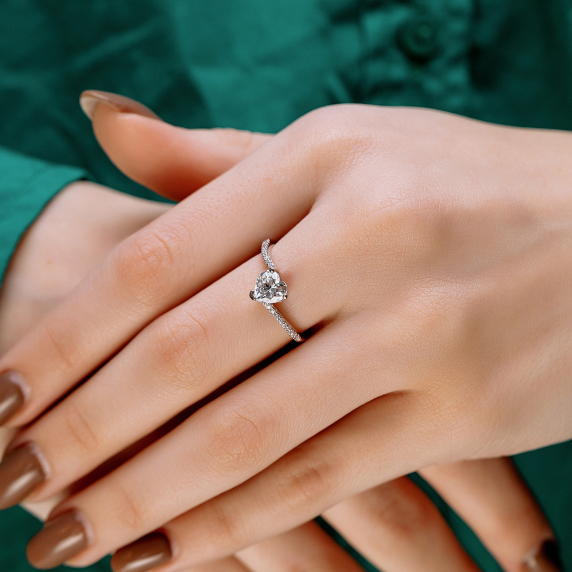 Срібна каблучка "Серце" - 4 Срібна каблучка "Серце" - 4